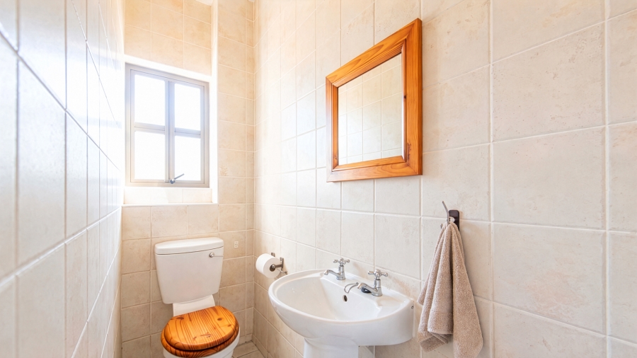 2 Bedroom Property for Sale in Parklands Western Cape
